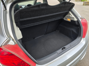 2012 Peugeot 207 1.6 Vti Allure Hatchback 5dr Petrol Tiptronic Euro 5 (120 Ps) in Silver — image 6