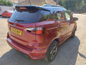 2018 Ford Ecosport 1.5 Ecoblue St-Line in Red — image 4