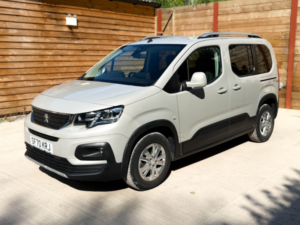 2021 Peugeot Rifter 3 SEAT Auto Wheelchair Accessible Disabled Access Vehicle Wav in Beige — image 4