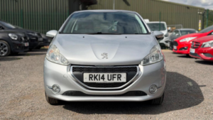 2014 Peugeot 208 1.2 Vti Active Euro 5 3dr in Silver — image 2