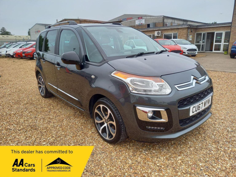 2017 Citroen C3 Picasso 1.6 Bluehdi Platinum Euro 6 5dr in Grey — image 1