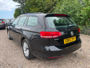2015 Volkswagen Passat 2.0 Tdi Bluemotion Tech S Estate 5dr Diesel DSG Euro 6 (s/s) (150 Ps) in Black — image 4
