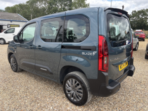2025 Citroen Berlingo Auto Wav Wheelchair Accessible Vehicle Automatic 1.5 Berlingo M Plus Bluehdi 130 Eat8 in Blue — image 5