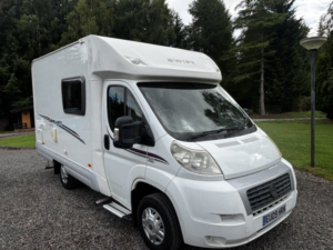 2009 Swift Sundance 530lp Sundance in White — image 5