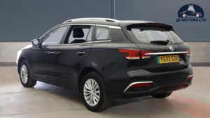 2022 MG Mg5 61.1kwh Exclusive Long Range Auto 5dr in Black — image 3