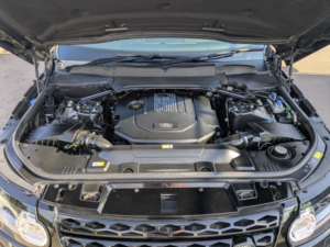 2017 Land Rover Range Rover Sport 3.0 Sd V6 Hse in Grey — image 6