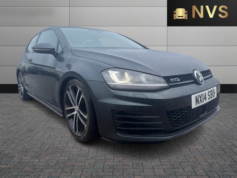 2014 Volkswagen Golf 2.0 Tdi Bluemotion Tech Gtd in Grey — image 1