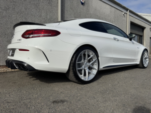 2017 Mercedes-Benz C Class 4.0 C63 V8 Biturbo Amg in White — image 6