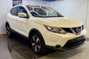 2015 Nissan Qashqai 1.2 Dig-T N-Tec+ in White — image 4