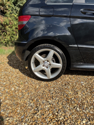 2011 Mercedes-Benz B Class 2.0 B180 Cdi Sport in Black — image 5