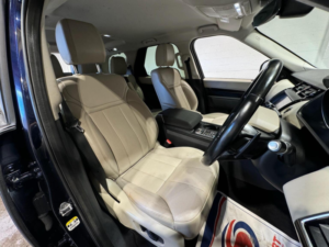 2018 Land Rover Discovery 3.0 Td V6 Se Auto 4WD Euro 6 (s/s) 5dr in Blue — image 3