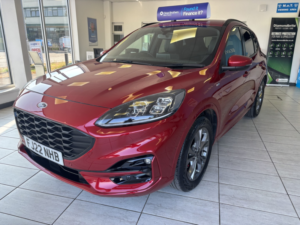 2022 Ford Kuga 1.5 T Ecoboost St-Line Edition in Red — image 2