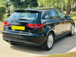 2018 Audi A3 1.5 Tfsi Cod Se Technik Sportback Euro 6 (s/s) 5dr in Black — image 5