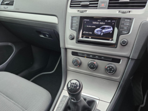 2015 Volkswagen Golf 1.6 Tdi Bluemotion Tech Match Euro 6 (s/s) 5dr in Blue — image 6