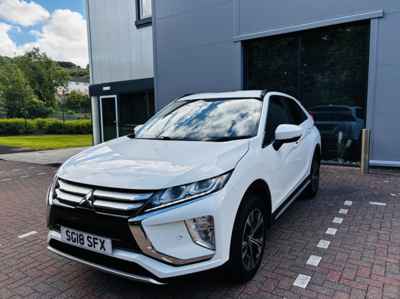 2018 Mitsubishi Eclipse Cross 1.5 T 3 in White — image 1