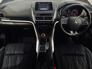 2018 Mitsubishi Eclipse Cross 1.5 T 3 in White — image 2