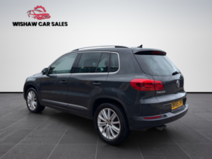 2015 Volkswagen Tiguan 2.0 Tdi Bluemotion Tech Match Edition in Grey — image 5