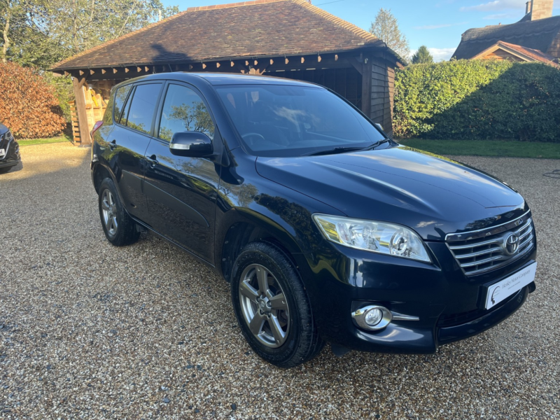 2012 Toyota Rav4 2.2 D-4d Xt-R in Grey — image 1