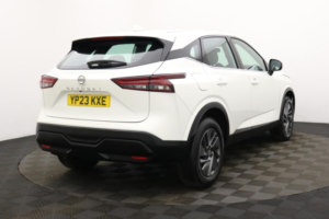 2023 Nissan Qashqai 1.3 Dig-T Mhev Acenta Premium SUV 5dr Petrol Hybrid Manual Euro 6 (s/s) (140 Ps) in White — image 5