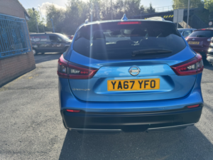 2017 Nissan Qashqai 1.5 Dci Tekna in Blue — image 5
