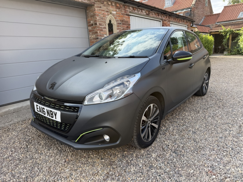 2016 Peugeot 208 1.2 Puretech Xs Lime in Silver — image 1