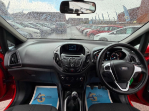 2015 Ford B-Max 1.6 Tdci Zetec Euro 5 5dr in Red — image 2