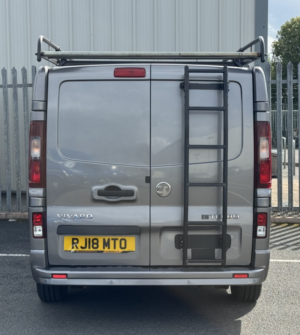 2018 Vauxhall Vivaro Sportive 1.6 Cdti 2900 L2 H1 No Vat in Grey — image 6