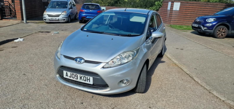 2009 Ford Fiesta 1.4 Zetec in Silver — image 1