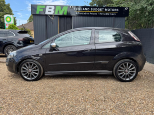 2010 Fiat Punto Evo 1.4 Multiair Sporting Euro 5 (s/s) 3dr in Black — image 2