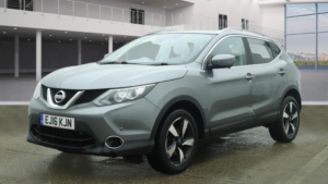 2016 Nissan Qashqai 1.2 Dig-T N-Connecta SUV 5dr Petrol Manual 2WD Euro 6 (s/s) (115 Ps) in Grey — image 2