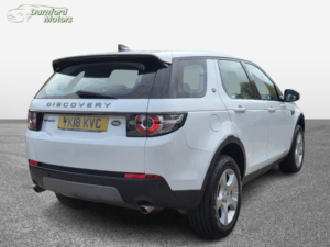 2018 Land Rover Discovery Sport 2.0 Ed4 Se Tech in White — image 4
