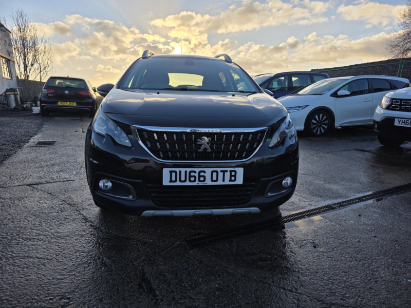 2016 Peugeot 2008 1.2 Puretech Allure in Black — image 1