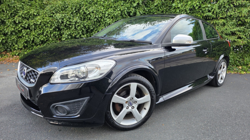 2009 Volvo C30 2.0 R-Design 143bhp in Black — image 1