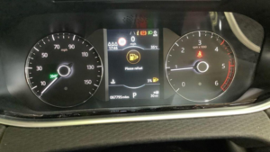 2019 Land Rover Range Rover Evoque 2.0 D180 Auto 4WD Euro 6 (s/s) 5dr in Silver — image 4