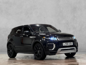 2016 Land Rover Range Rover Evoque 2.0 Td4 Autobiography Auto 4WD Euro 6 (s/s) 5dr in Black — image 3