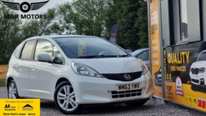 2014 Honda Jazz 1.4 I-Vtec Es Plus CVT Euro 5 5dr in White — image 2