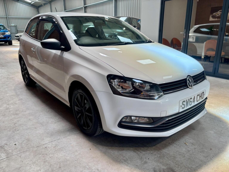 2014 Volkswagen Polo 1.2 Tsi Bluemotion Tech Se Euro 6 (s/s) 3dr in White — image 1