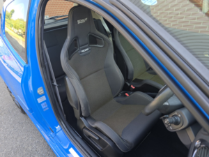 2012 Renault Clio 2.0 Renaultsport in Blue — image 3