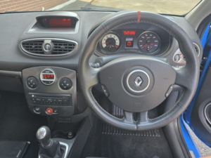 2012 Renault Clio 2.0 Renaultsport in Blue — image 4