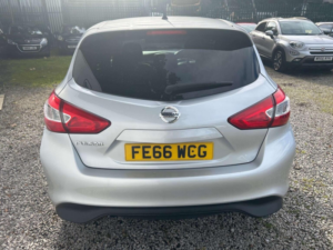 2016 Nissan Pulsar 1.2 Dig-T N-Connecta Xtron Euro 6 (s/s) 5dr in Silver — image 5