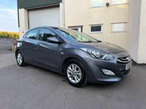 2014 Hyundai I30 1.6 Active in Grey — image 2