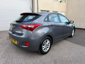 2014 Hyundai I30 1.6 Active in Grey — image 4