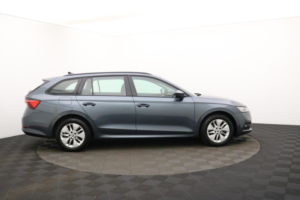 2021 Skoda Octavia 1.5 Tsi Act Se Technology Estate 5dr Petrol Manual Euro 6 (s/s) (150 Ps) in Grey — image 2
