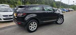 2013 Land Rover Range Rover Evoque 2.2 Sd4 Pure in Black — image 3
