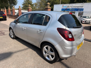 2012 Vauxhall Corsa 1.4 16v Sxi Euro 5 5dr (a/c) in Silver — image 6
