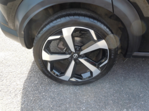 2022 Nissan Juke 1.0 Dig-T Tekna in Black — image 6