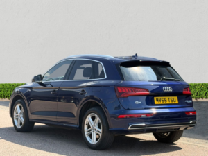 2019 Audi Q5 2.0 Tdi 40 S Line SUV 5dr Diesel S Tronic Quattro Euro 6 (s/s) (190 Ps) in Blue — image 5