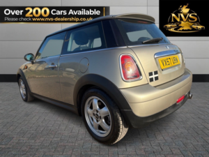 2007 MINI Hatch 1.4 One Hatch in Silver — image 5