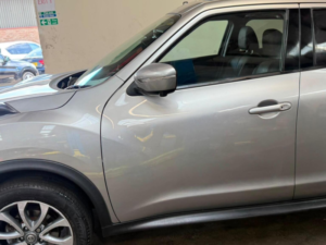 2015 Nissan Juke 1.6 Tekna Xtron Euro 6 5dr in Silver — image 4