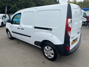 2018 Renault Kangoo Maxi Ze — image 4